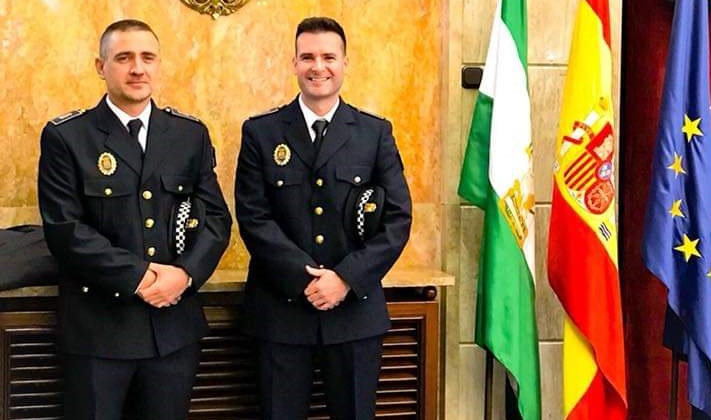 El PSOE de Albox felicita a los dos agentes de la Policía Local que por su valentía han sido merecedores de la Cruz con distintivo verde de la Junta de Andalucía