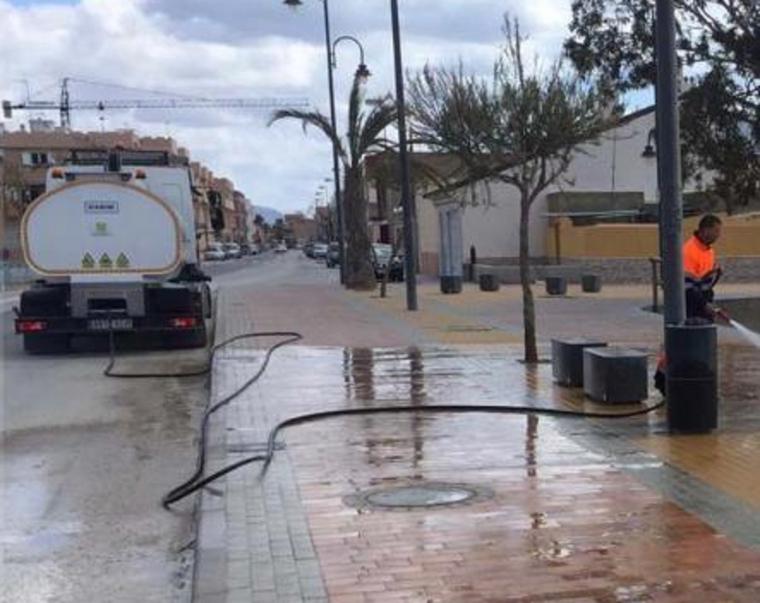 ENTORNO URBANO (ACCIONA) y el Ayuntamiento de Almería denunciados ante la Fiscalía Anticorrupción por utilización de vehículos municipales en la localidad murciana de Mazarrón y en la Entidad Privada del Toyo