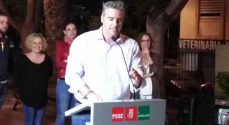 Manuel Jesús Flores Malpica, alcalde de Viator: 