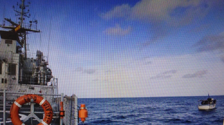  El patrullero ‘Atalaya’, desplegado en África Occidental y Golfo de Guinea, ha asistido a un pesquero con bandera angoleña que permanecía a la deriva