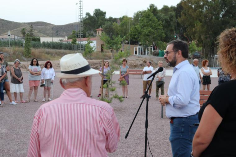 El Alcalde de Lorca inaugura la nueva gran zona de ocio de La Campana que incluye un parque infantil, una pista multiusos y barbacoas
