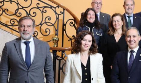El colegio de abogados de Madrid le echa una ' manita ' a Ayuso