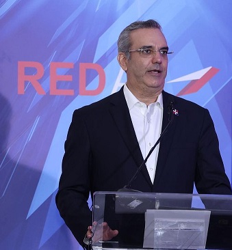 Abinader, tras el éxito de 2021, negocia en Madrid la ampliación de rutas aéreas de República Dominicana