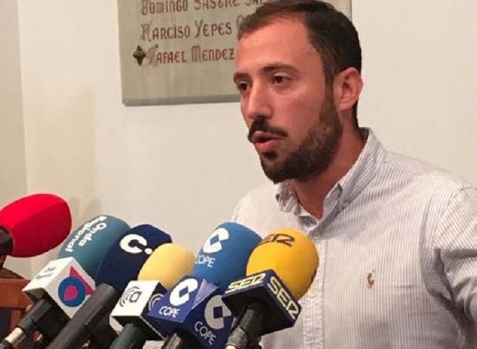 EL INCOLORO: ' Morales recaba unidad política para ayudar al sector hostelero y turístico de Lorca', por Jerónimo Martínez
