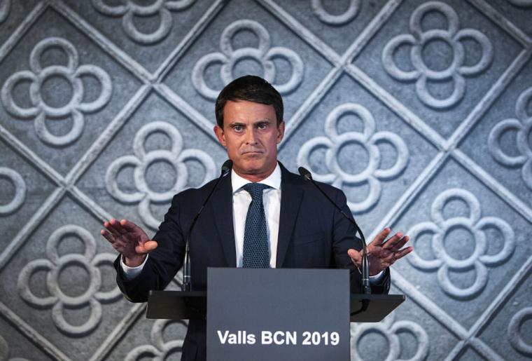 Manuel Valls acusa a Cs de esconderse tras el PP para pactar con Vox y recrimina a Albert Rivera su negativa a apoyar la investidura de Pedro Sánchez 
