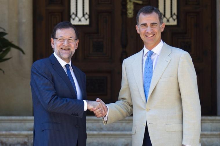 Rajoy se reune con el Rey para abordar la situación de Cataluña