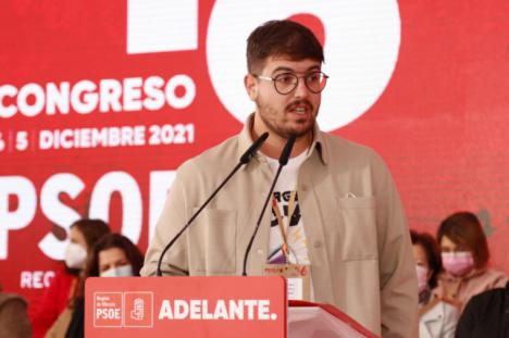 Juventudes Socialistas pide al Gobierno de López Miras un bono regional de transporte joven para estudiantes