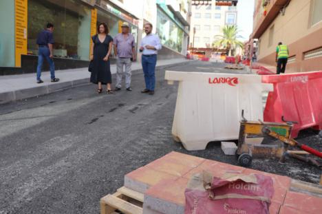 El Alcalde de Lorca supervisa el avance de las obras de renovación urbana de las calles Infante 