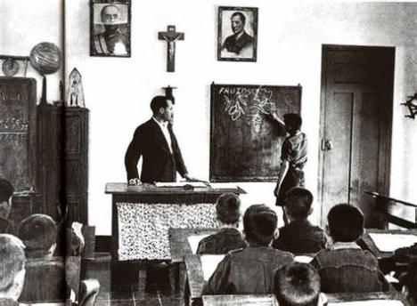 'La escuela en el franquismo. Periodo de 1936 a 1960', por Pedro Cuesta Escudero