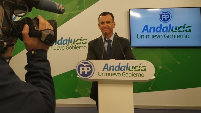 Un parlamentario andaluz del PP firmó un contrato para reformar su casa con una constructora investigada por presuntos sobornos