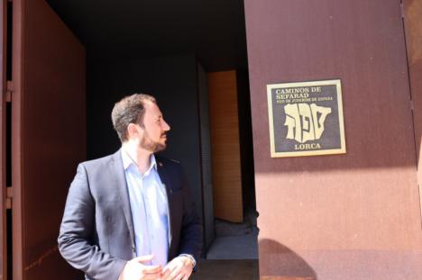 Las placas de bronce de la “Red de Juderías de España” ya lucen en el legado judío de Lorca
 