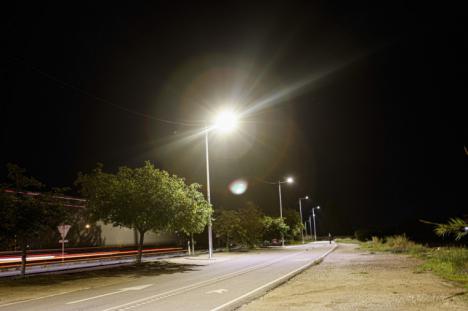 El Ayuntamiento de Lorca culmina los trabajos de iluminación del camino de servicio que conecta la ronda sur con el Centro Comercial
