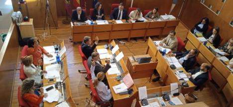 El Pleno del Ayuntamiento 'impide al PSOE gastarse 248.000€ de dinero municipal para pagar sus compromisos políticos en plena precampaña electoral'