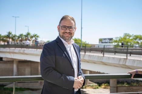 Diego José Mateos anuncia un Concurso de Ideas para 'la mejora estética' del puente nuevo que une los barrios de San Diego y Santa Clara