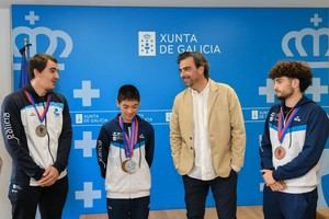 Xunta reconoce a los tres luchadores gallegos por sus cinco medallas en el Europeo de Wushu