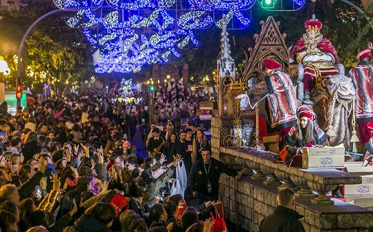 Los españoles paracen haberle perdido el miedo a la pandemia: Las celebraciones de la Nochevieja han traído cerca de 400.000 contagios