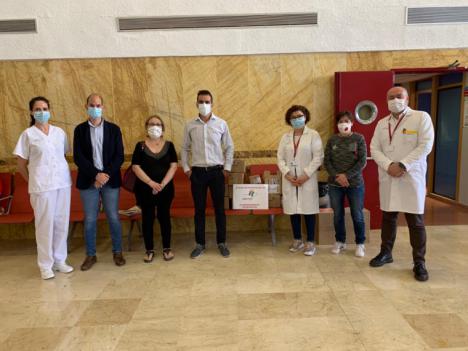La Asociación de Diabéticos de Lorca y su comarca (ADILOR) dona 130 glucómetros a los centros de salud del municipio