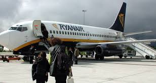 Ryanair, necesita contratar 600 pilotos.
