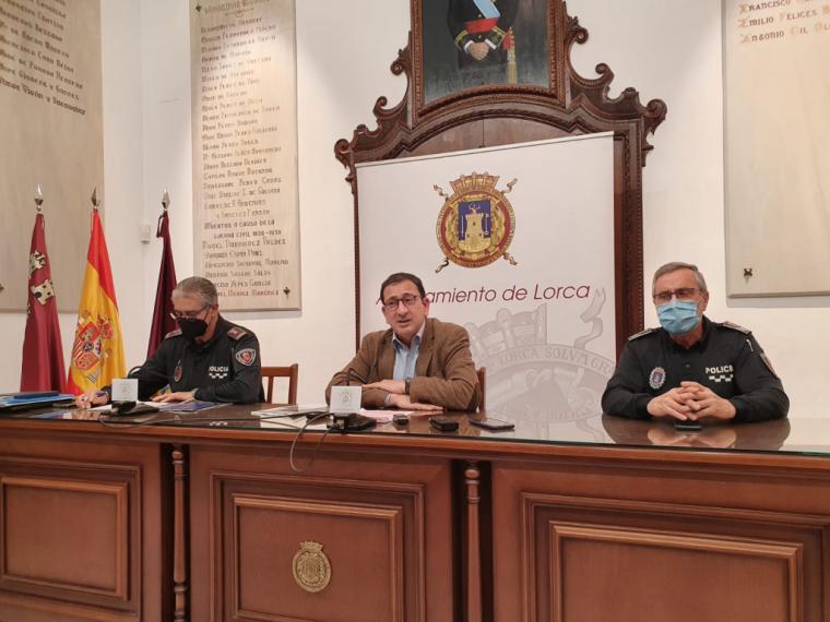 La Policía Local de Lorca identificó en 2021 a 5.460 personas y realizó 3.583 controles a vehículos en el ejercicio de su servicio para garantizar la seguridad de todos los lorquinos y lorquinas