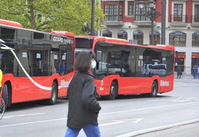 Una docena de autobuses de Bilbobus utilizarán durante cuatro meses un combustible cero emisiones netas