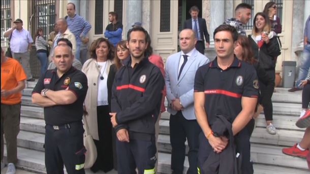 Absueltos los bomberos sevillanos juzgados en Lesbos