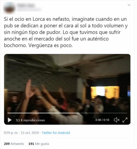 IU-Verdes e Izquierda Joven Lorca piden explicaciones por la difusión del ‘Cara al Sol’ por la megafonía del Mercado del Sol