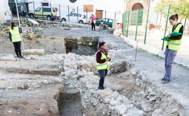 Los arqueólogos descubren un acceso desconocido a Cártama. La construcción data del siglo III antes de Cristo