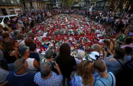 Aumenta a 16 el número de fallecidos en los atentados de Cataluña
 