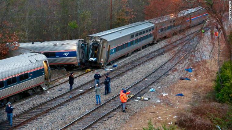  Siniestro en Estados Unidos; Dos muertos y 116 heridos en un choque de trenes
