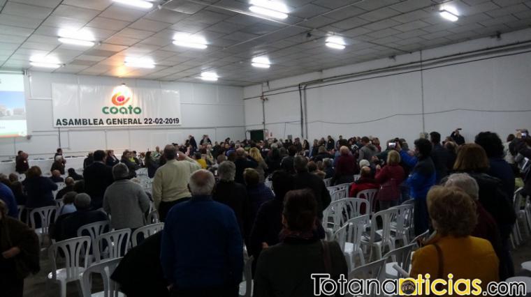 Afectados de la gestión de Coato denuncian 'el bloqueo democrático' de la cooperativa dirigida por José Luis Hernández Costa