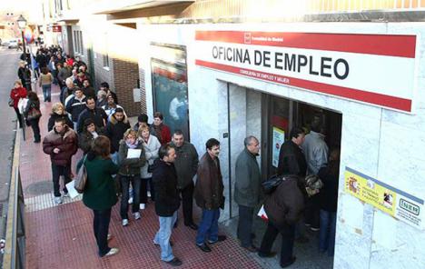 El paro vuelve a subir en España