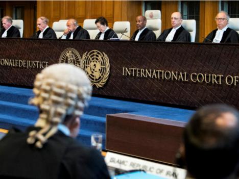 Israel se enfrenta a Sudáfrica en la Corte Internacional de Justicia por genocidio en Gaza