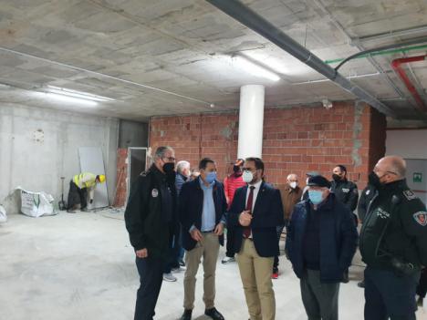El Alcalde de Lorca visita las obras de acondicionamiento del Cuartel de Policía Local del Barrio de San Cristóbal y que 