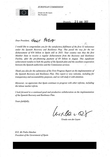 Una carta de apoyo de Von der Leyen a Sánchez por su 'satisfactoria' gestión de los fondos pone en evidencia la 'mala baba' de Pablo Casado