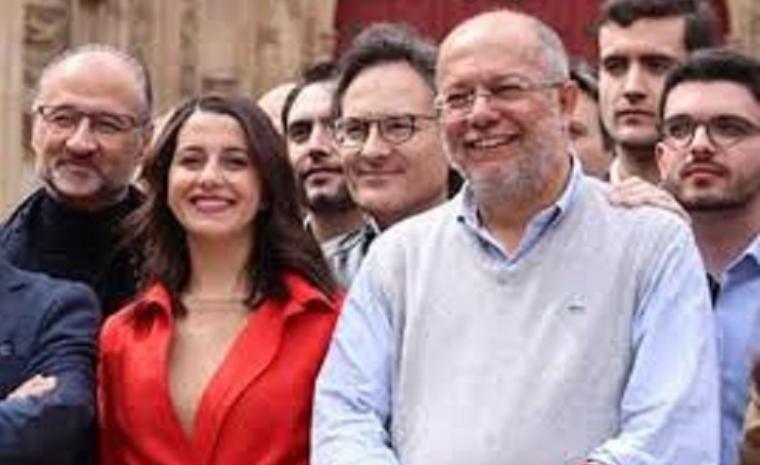 Ciudadanos, de mal en peor después de que Francisco Igea, vicepresidente de Cs en Castilla y León haya dimitido de sus cargos en el partido
 