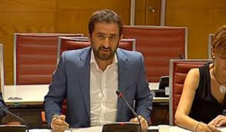 Juan Luis Soto: “Bernabé usa el Holocausto como arma política, como usó las porras contra los vecinos de Murcia, sin ninguna vergüenza”