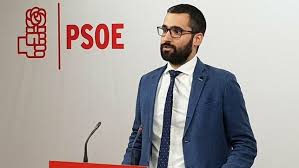 Francisco Lucas: “Unos 80.000 funcionarios murcianos se benefician del aumento de sueldo del 2 por ciento aprobado por el Gobierno de España”
