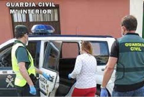 La Guardia Civil detiene a dos mujeres por estafar 6.500€ a dos melillenses