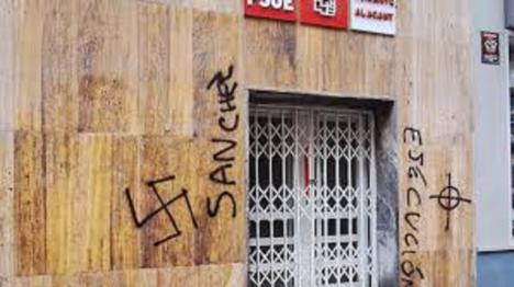 Ataque de odio en sede del PSOE: Pintadas fascistas y amenazas al presidente del Gobierno