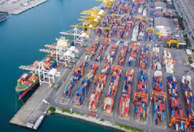 La ministra de Transportes prevé la recuperación total de la actividad de los puertos en 2021