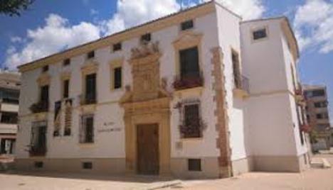 La Universidad Popular, la Escuela de Artes Plásticas, la Escuela Municipal de Música, el Museo Arqueológico y el Archivo Municipal suspenden su actividad presencial debido al incremento de casos de COVID en Lorca