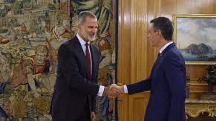 Pedro Sánchez acepta el encargo del Rey y promete un Gobierno de coalición