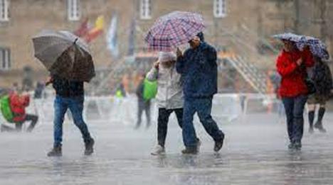 Alerta amarilla por lluvias y vientos intensos en España este domingo.