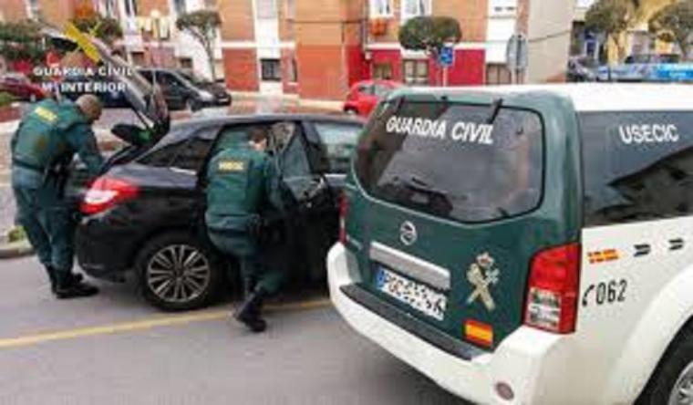 Una madre estrangula a su hijo de siete años en Almería y lo abandona en su coche antes de intentar huir
 