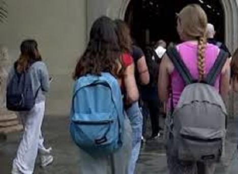 Un profesor en Irun enfrenta acusaciones de abuso sexual a una niña de 12 años