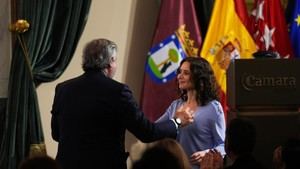 Díaz Ayuso califica a los emprendedores como una "profesión de riesgo" ante una legislación que dificulta su labor