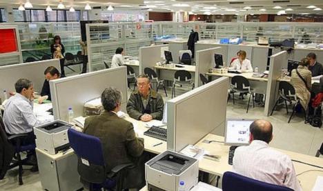CSIF pide negociar un nuevo acuerdo salarial para que los más de 36.627 empleados públicos almerienses recuperen poder adquisitivo