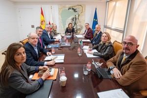 El Gobierno de Cantabria refuerza su apoyo al sector primario y a personas vulnerables