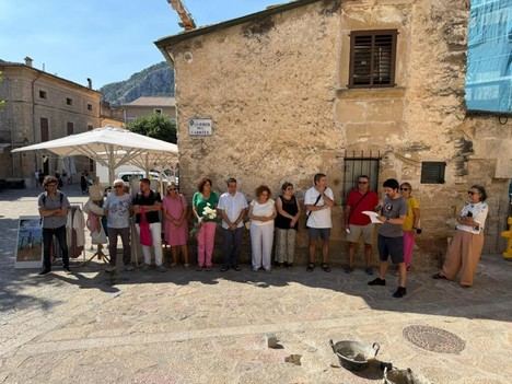 Pollença rinde homenaje a víctimas de la Guerra Civil con 27 piedras de la memoria