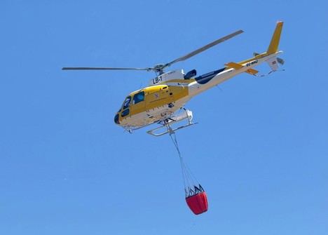 Simulacro exitoso de extinción de incendio forestal en Baleares con riesgo para la población
